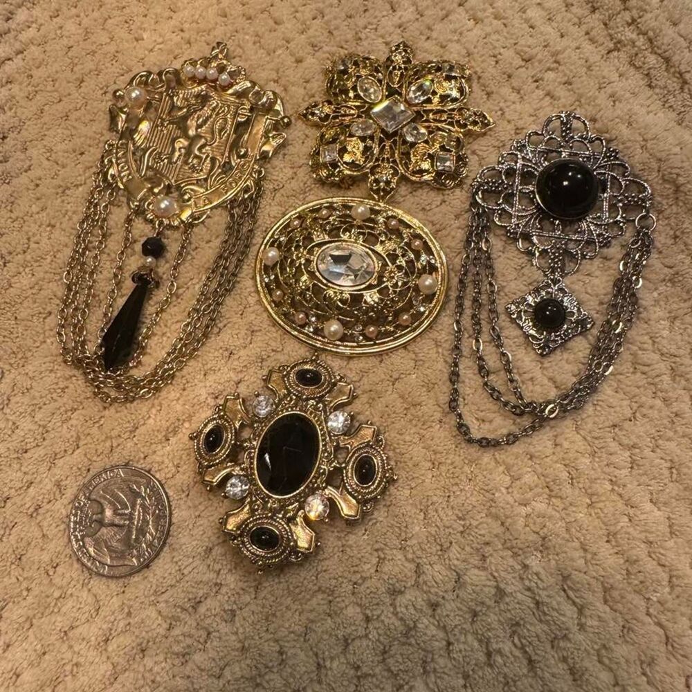 Women's multi Jewelry